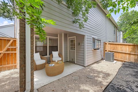 Tiny photo for 7635 Guadalupe ST #806, Austin, TX 78752 (MLS # 6081132)