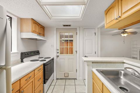 Tiny photo for 7635 Guadalupe ST #806, Austin, TX 78752 (MLS # 6081132)