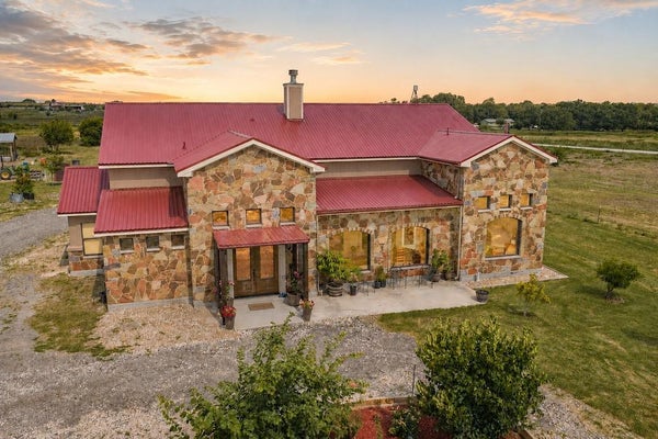 2103 COUNTY ROAD 320, GRANGER, TX 76530 - Image 19f22c8d380cfab19dbc150641d3ec2a/2343376506