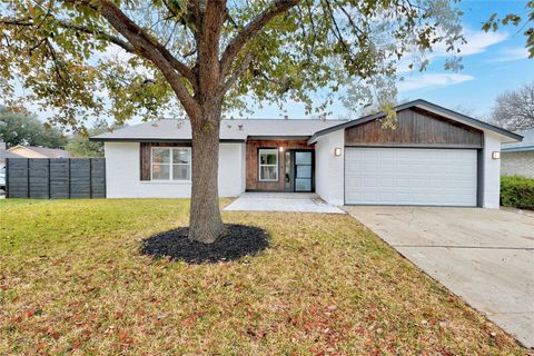 Photo of 6906 Lunar DR, Austin, TX 78745 (MLS # 1747764)