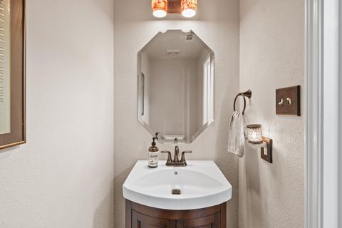 Tiny photo for 6804 Robert Dixon DR, Austin, TX 78749 (MLS # 8625057)