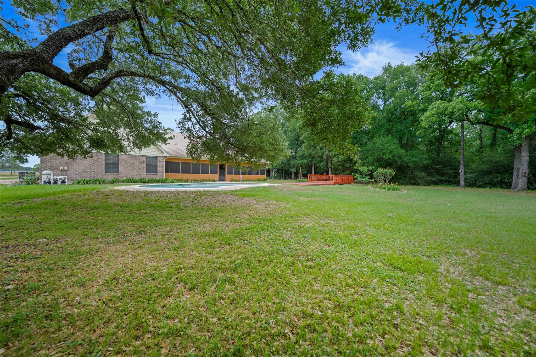 182 Grassy Creek RD