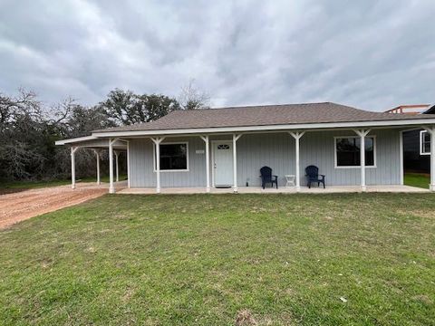 110 Midnight Sun DR Spicewood TX 78669