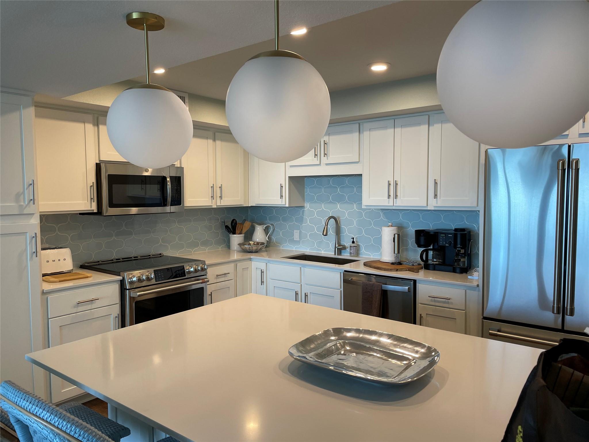 1000 N Station ST 106