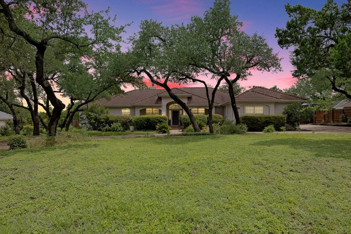 Photo 1 of 40 — 9608 Streamside DR, Austin, TX 78736