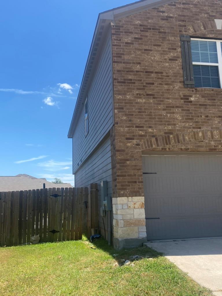 100 Cherry Tree LN