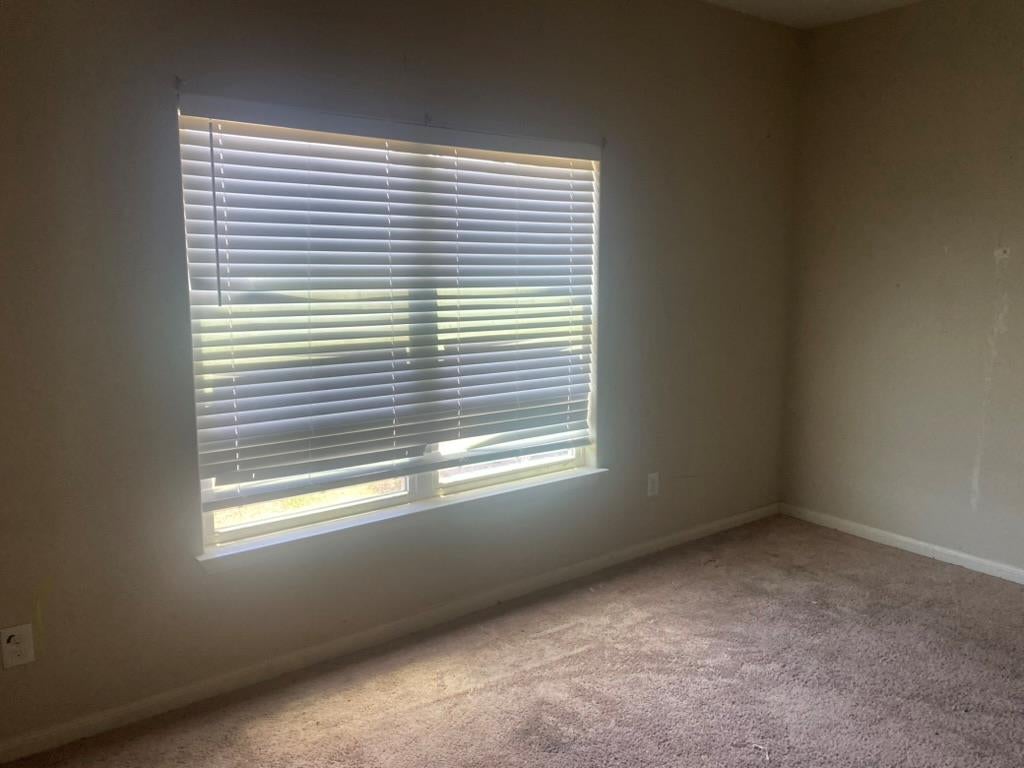 100 Cherry Tree LN