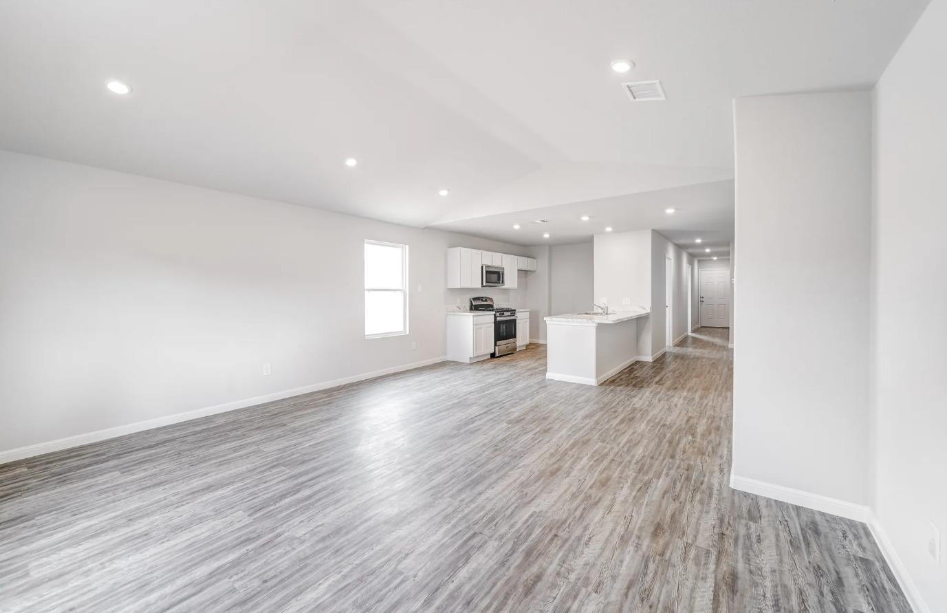 204 Enclave Manor DR