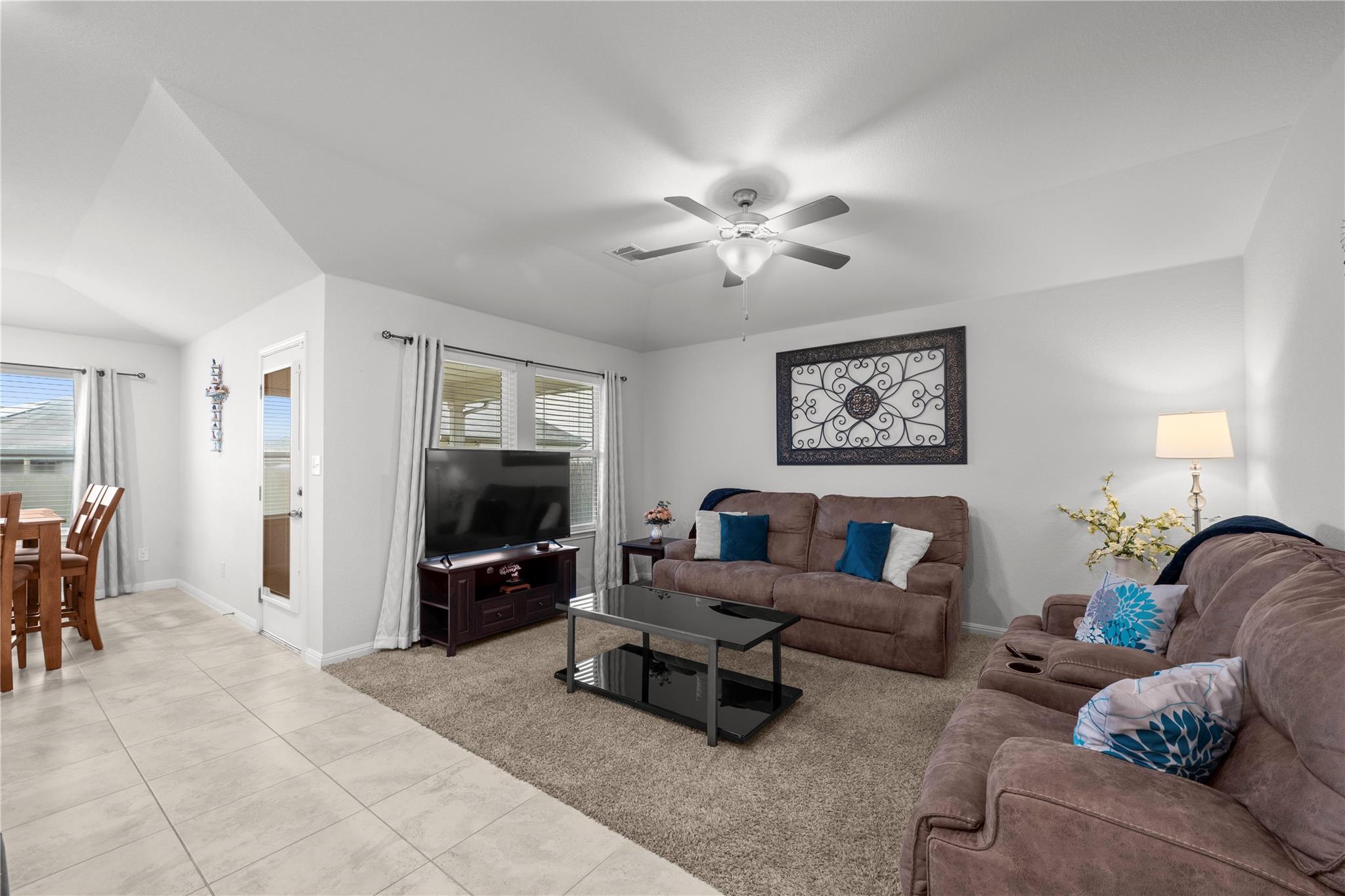 407 Water Way Ave