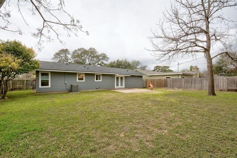 Tiny photo for 1600 Ashberry DR, Austin, TX 78723 (MLS # 5047723)
