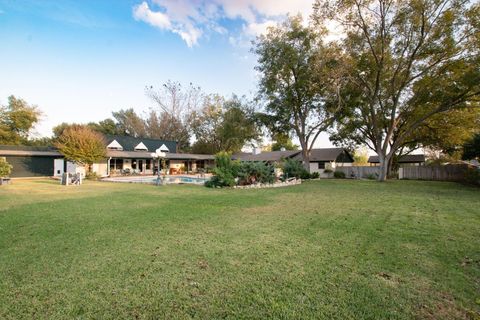 A home in Burnet