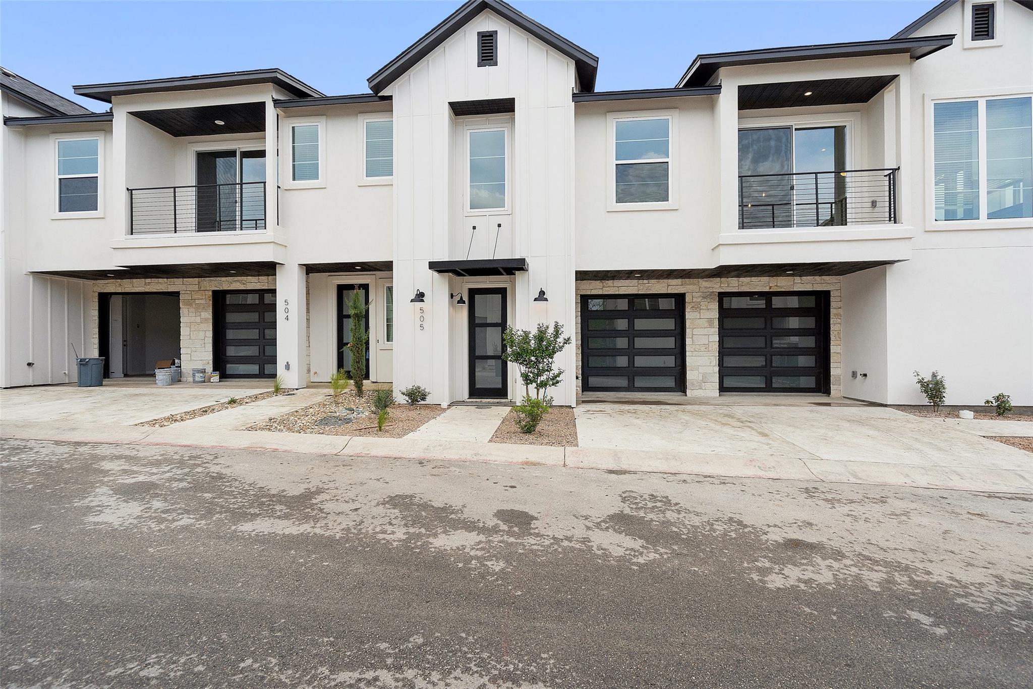 12001 Vista Parke Drive DR 505