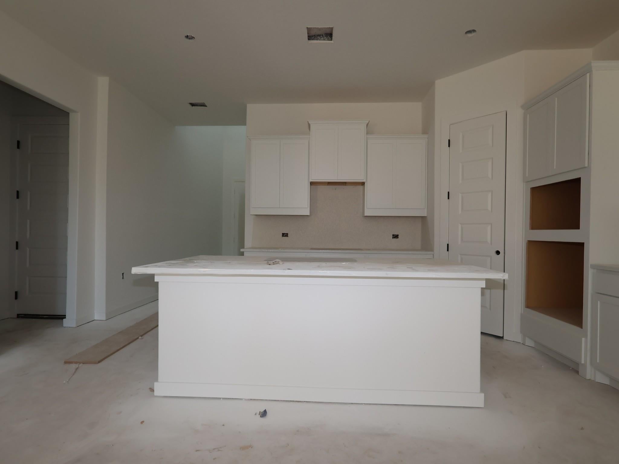 285 Callahan LOOP