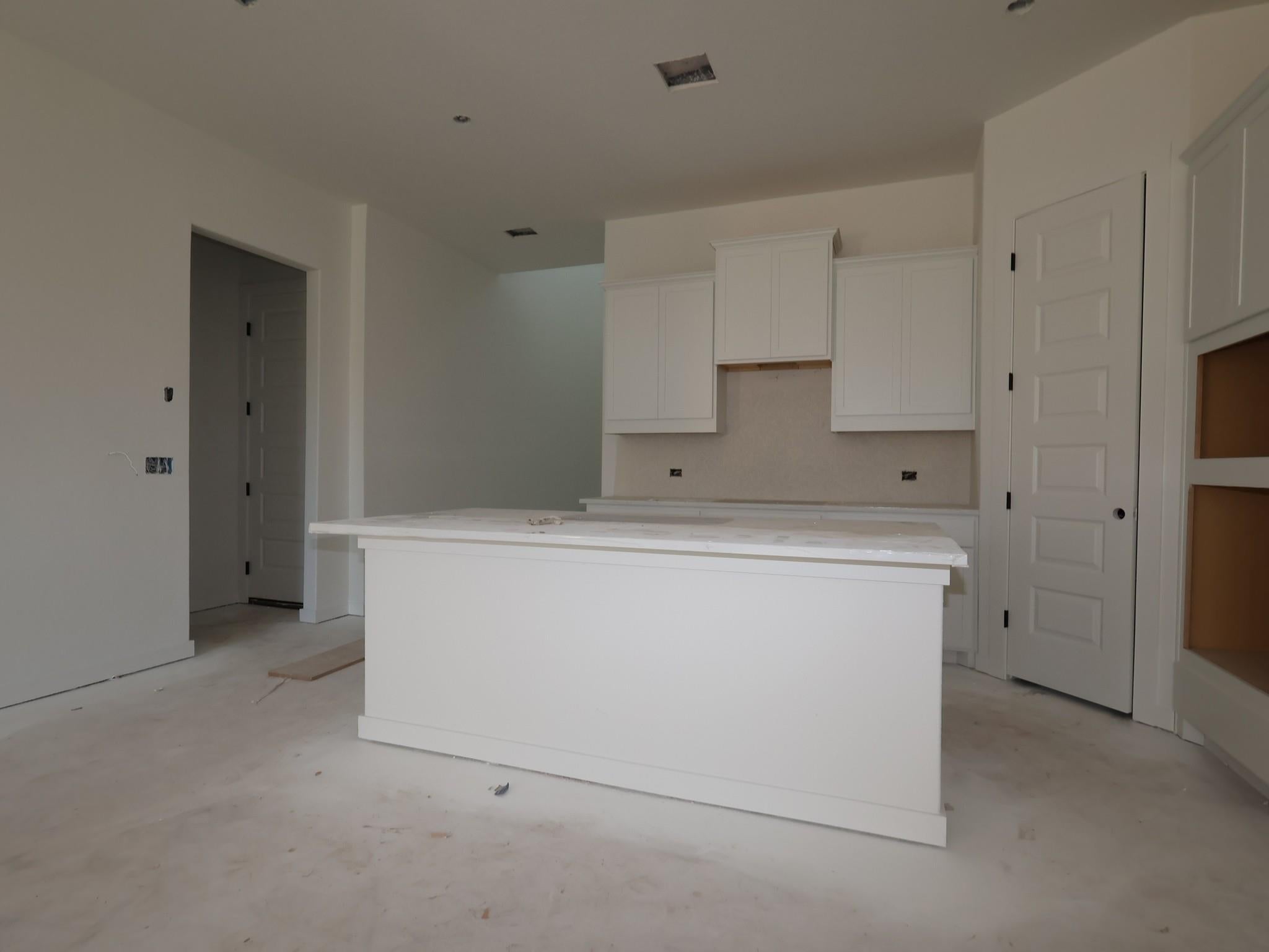 285 Callahan LOOP