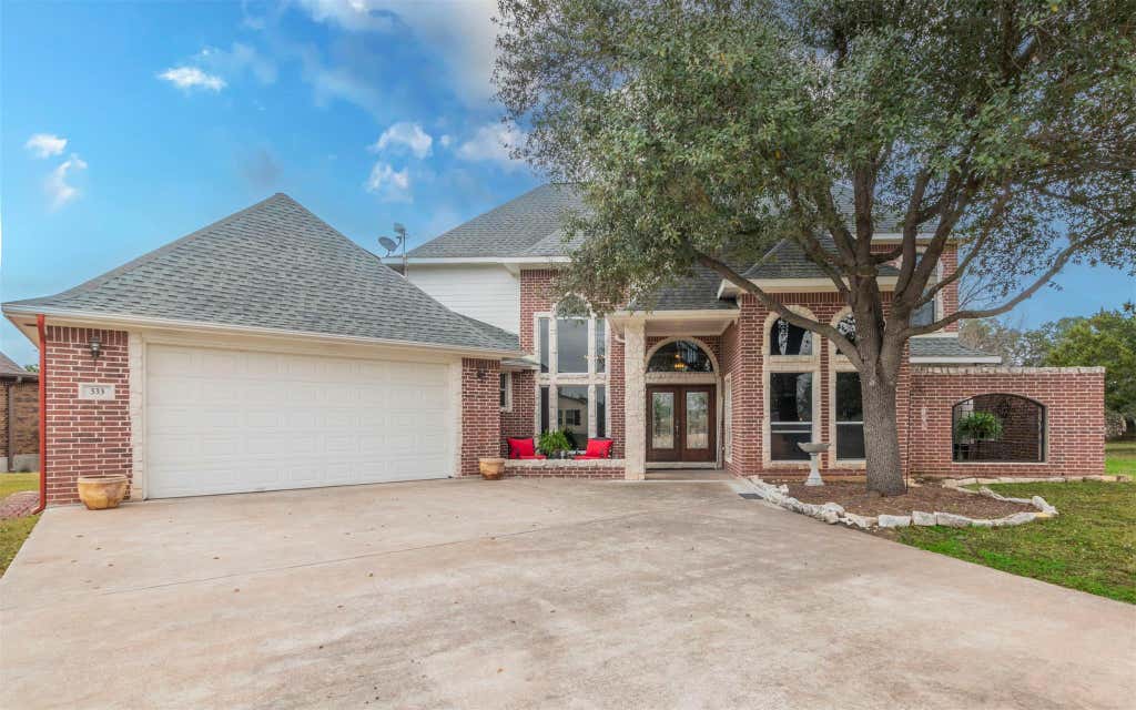 Photo of 333 Wesley RDG, Spicewood, TX 78669 (MLS # 2208146)
