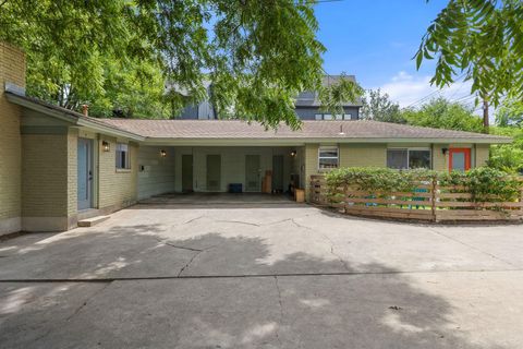 Photo of 1717 Bluebonnet LN, Austin, TX 78704 (MLS # 7274362)
