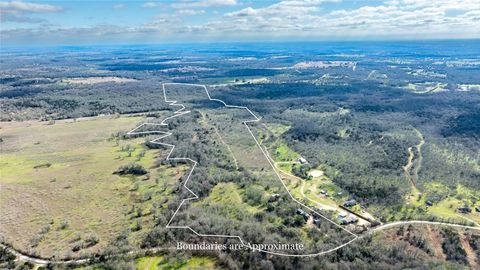 689 Chamberlin RD Dale TX 78616