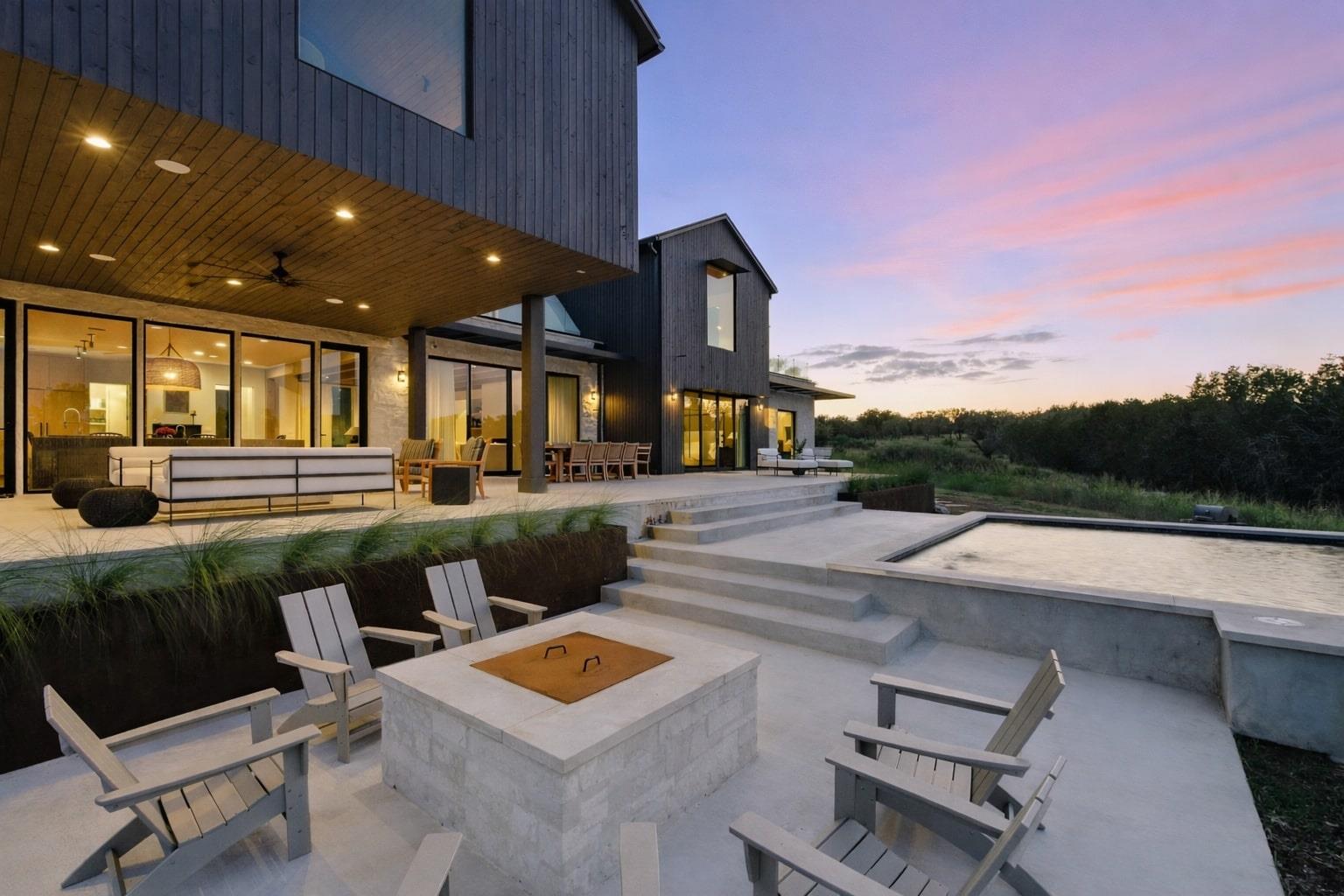 151 Creek Hollow WAY