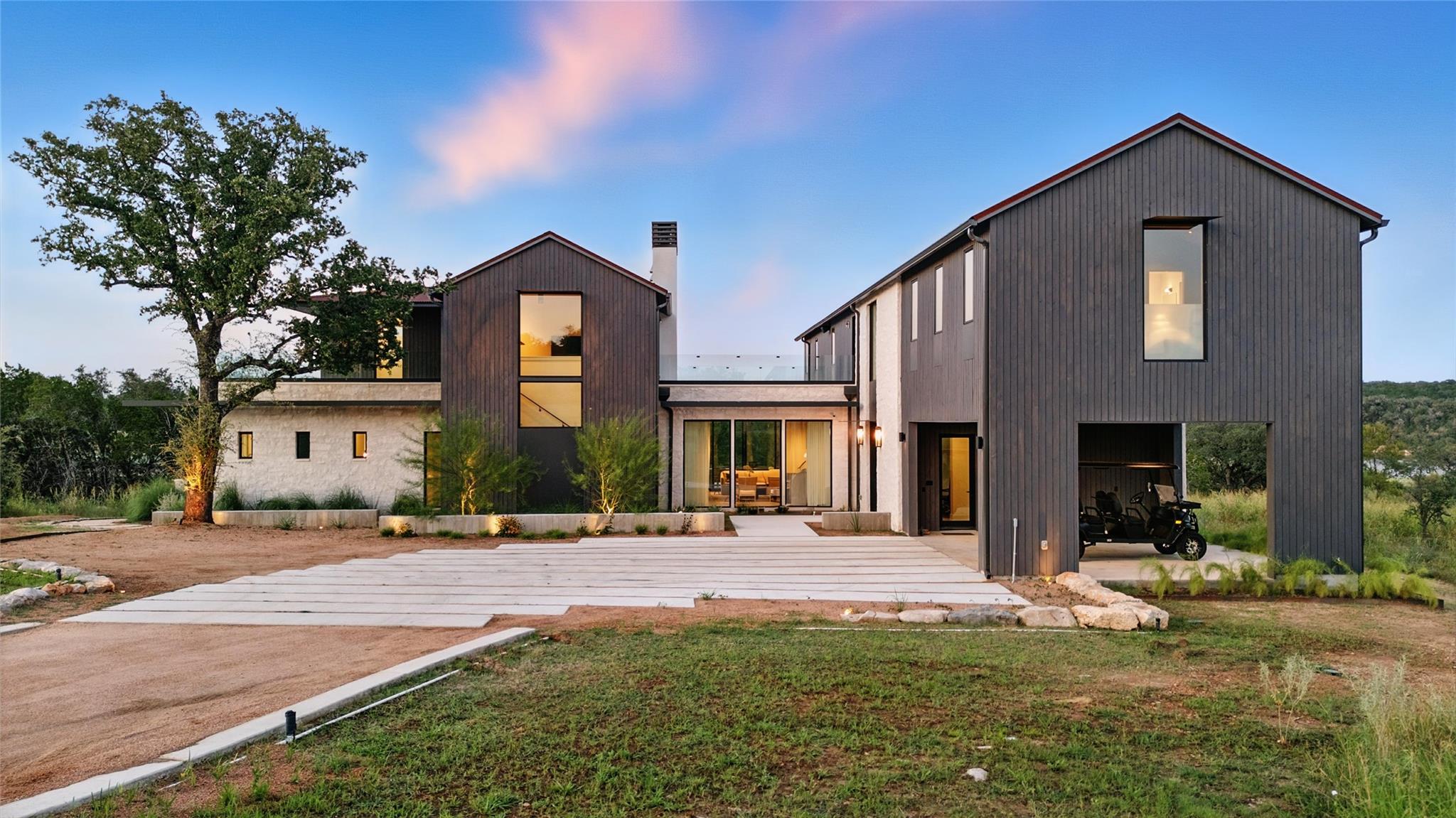 151 Creek Hollow WAY