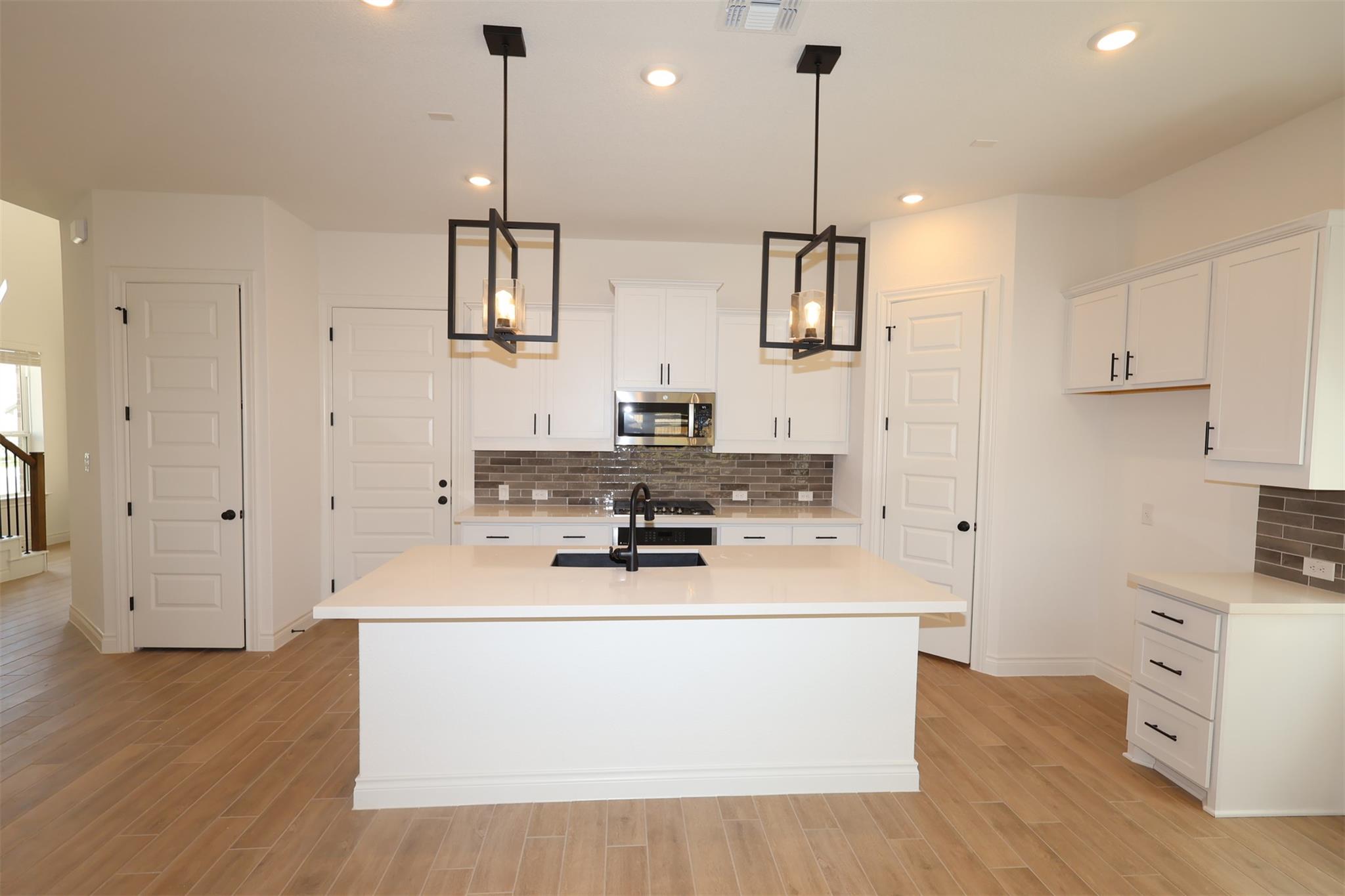 145 Sacred Fig RD