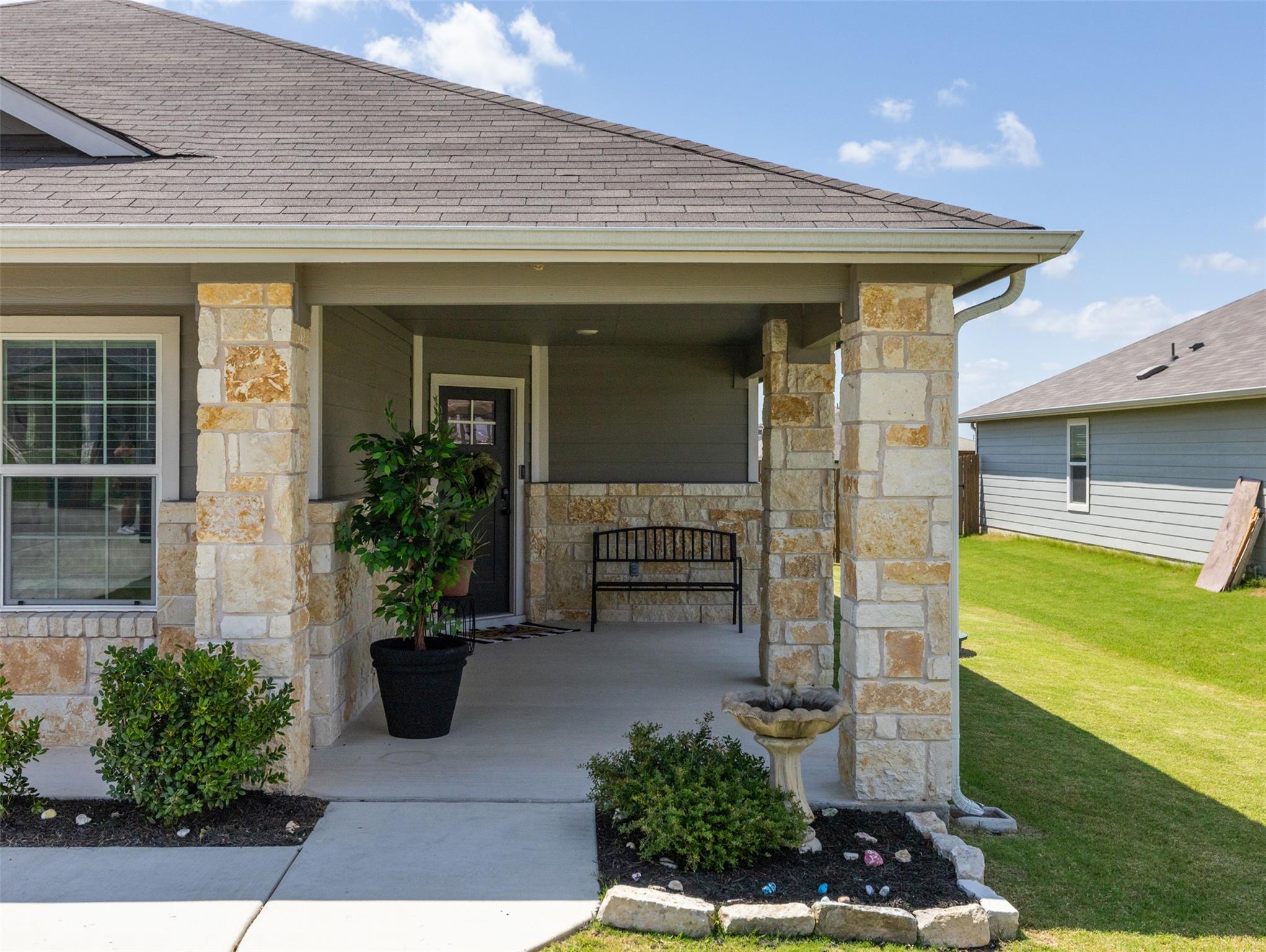 439 Hunter Loop LOOP