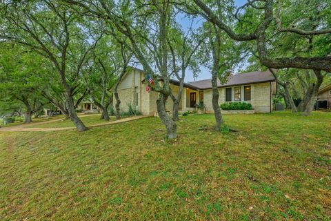 137 Long Wood Ave Lakeway TX 78734