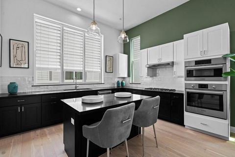 Tiny photo for 2805 McCurdy ST #3, Austin, TX 78723 (MLS # 2864894)