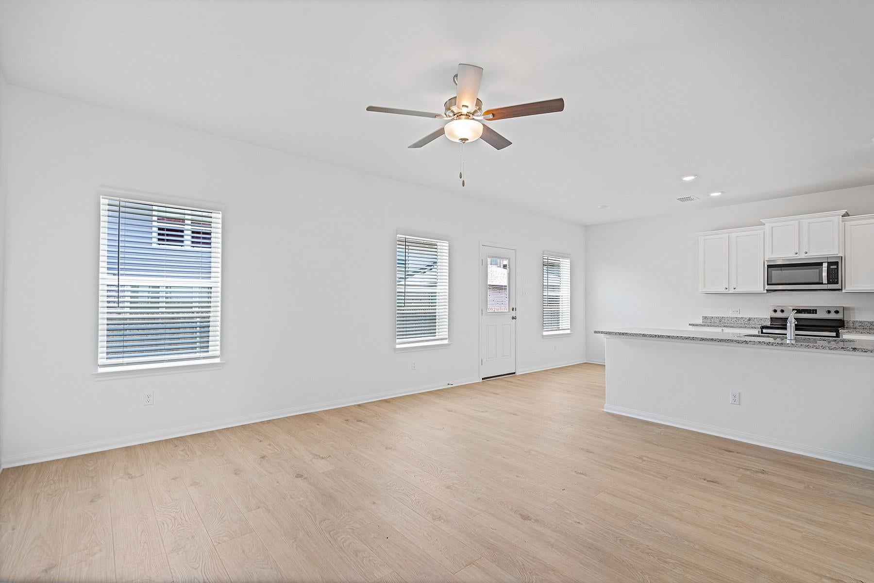 14501 Wahlbergs WAY