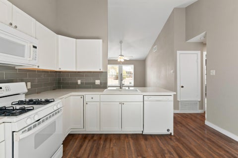 Tiny photo for 1411 Gracy Farms LN #61, Austin, TX 78758 (MLS # 5360775)