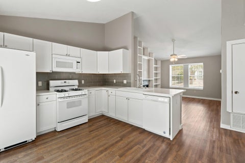 Tiny photo for 1411 Gracy Farms LN #61, Austin, TX 78758 (MLS # 5360775)