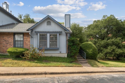 Tiny photo for 1411 Gracy Farms LN #61, Austin, TX 78758 (MLS # 5360775)