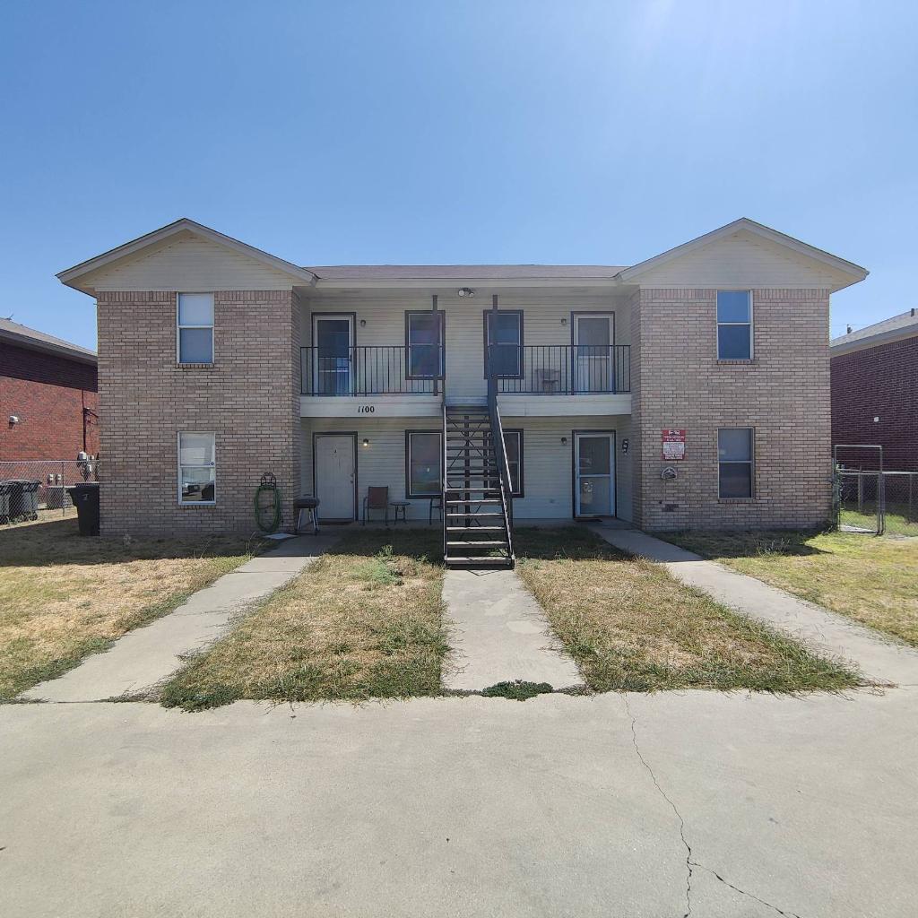 Listing image 2