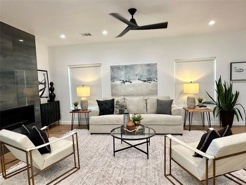 8619 Winding Walk Austin TX 78757
