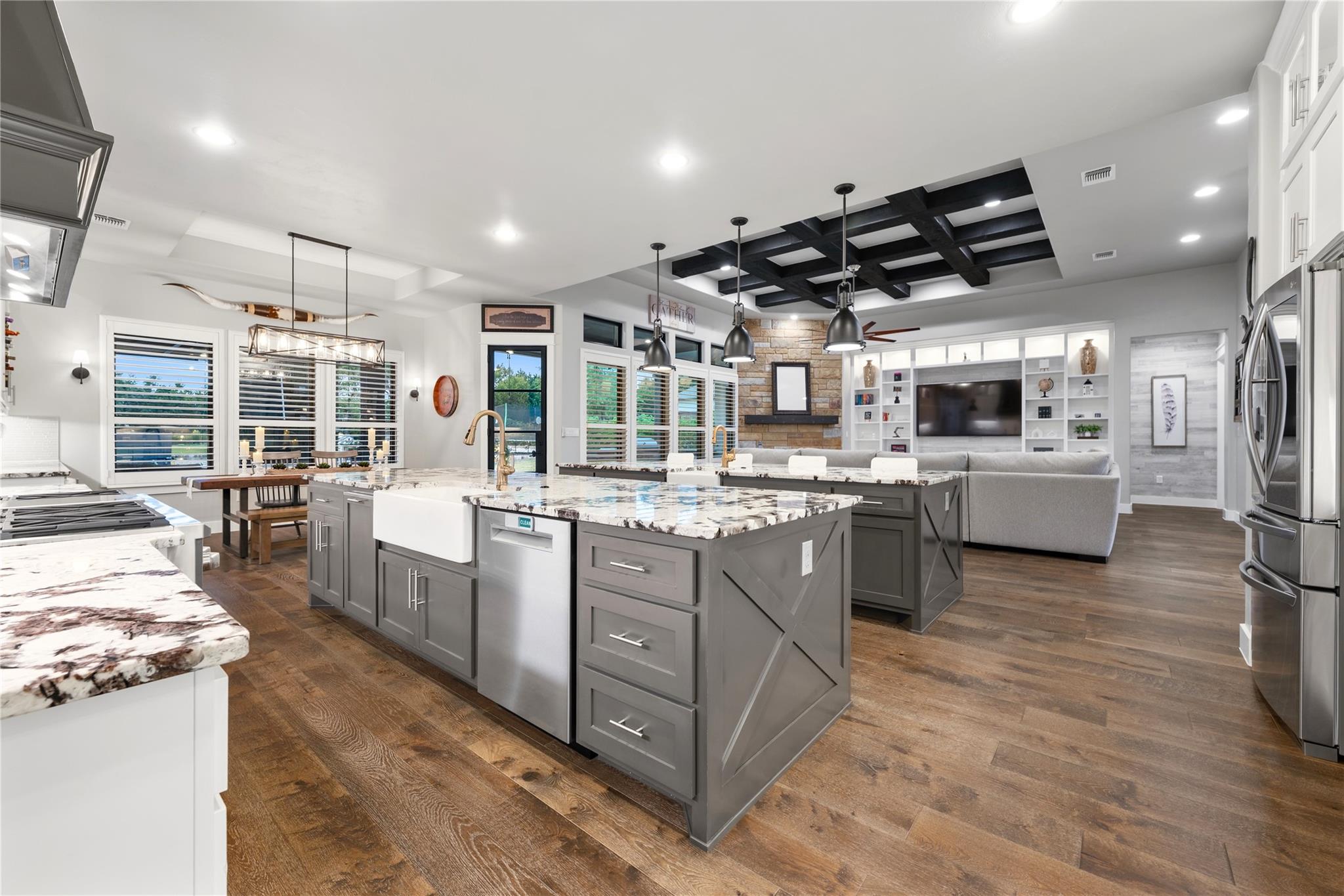 401 Highland Bluff DR