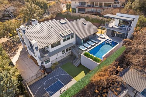 2100 Headwater LN Austin TX 78746