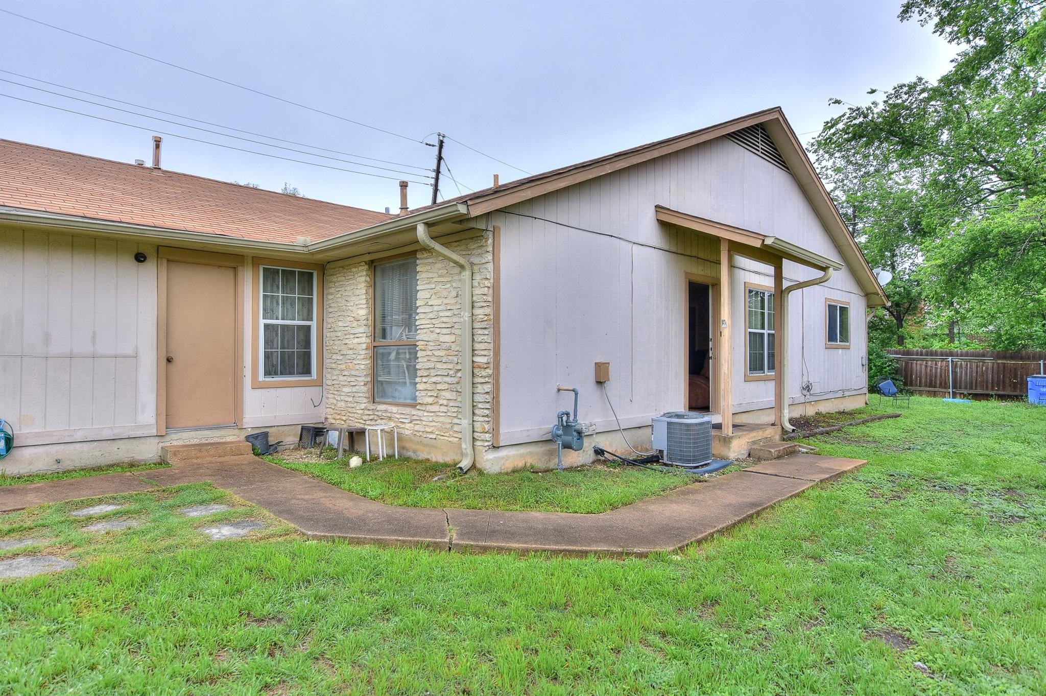 16134 Fitchburg CIR