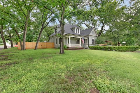 508 S Walnut ST Lampasas TX 76550