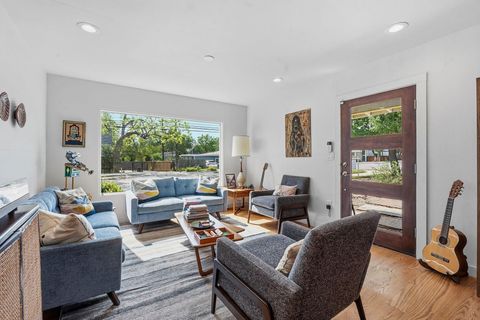 Photo of 2800 W 50th ST, Austin, TX 78731 (MLS # 3130645)