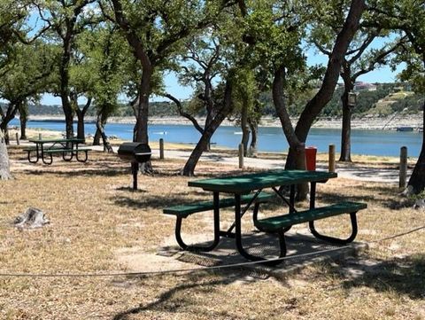 Photo of 3208 Morgan LN, Lago Vista, TX 78645 (MLS # 1172839)