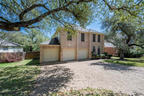 Photo of 7724 Yaupon DR, Austin, TX 78759 (MLS # 1982198)