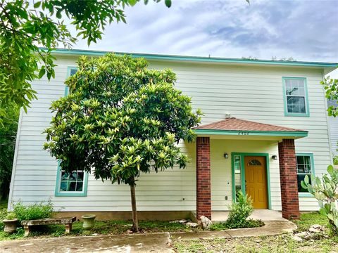 Photo of 2402 E 13th ST #1, Austin, TX 78702 (MLS # 2591235)
