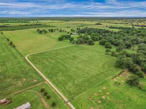 Photo of 138 St. James PL, Bastrop, TX 78602 (MLS # 7469084)