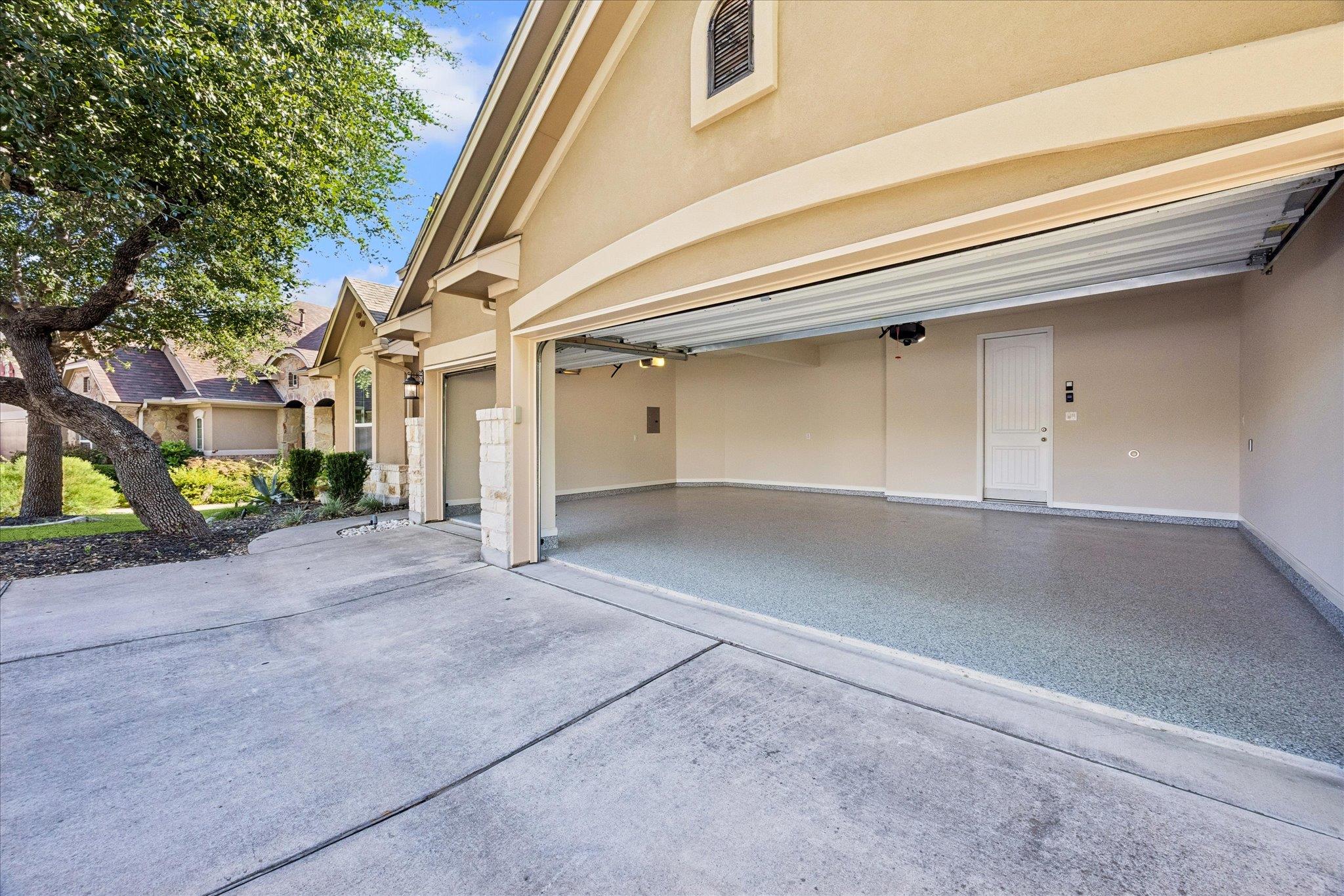 3302 Mossy Grove CT