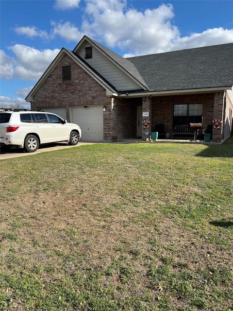 Photo of 1393 Woodlands DR, Kyle, TX 78640 (MLS # 5312378)