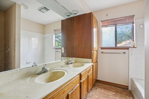 Tiny photo for 4800 Leeward CT, Austin, TX 78731 (MLS # 1281005)