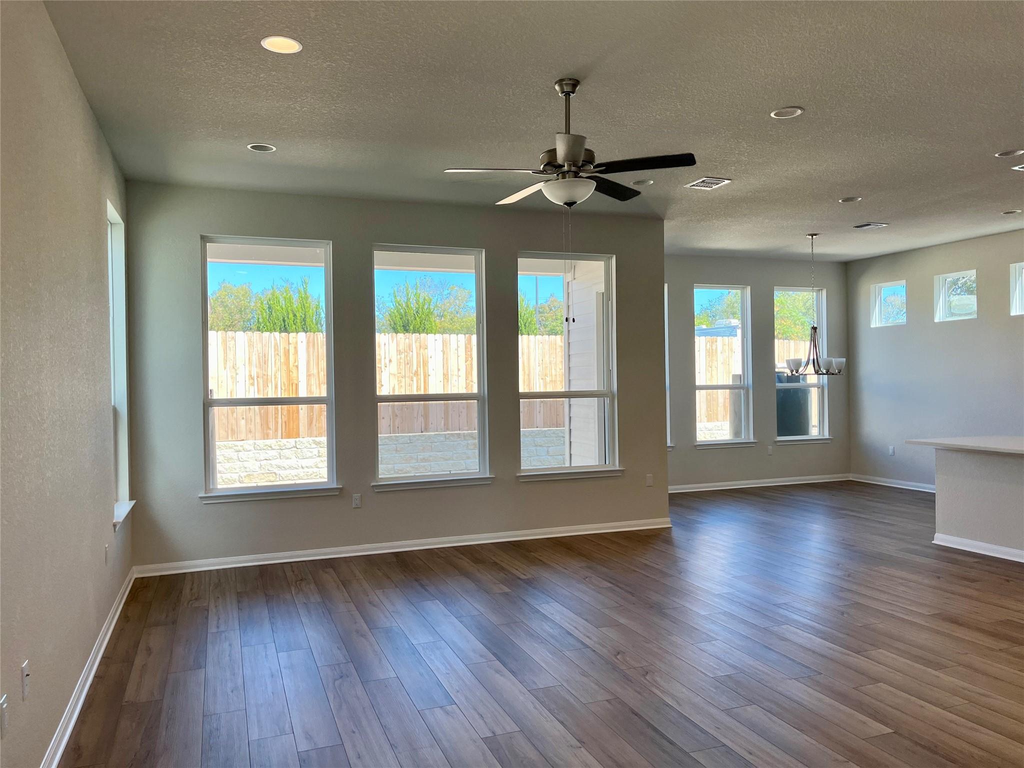 320 Creek RD 305