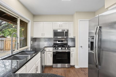Tiny photo for 9215 Hunters TRCE E, Austin, TX 78758 (MLS # 4473363)