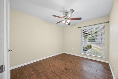 Tiny photo for 9215 Hunters TRCE E, Austin, TX 78758 (MLS # 4473363)