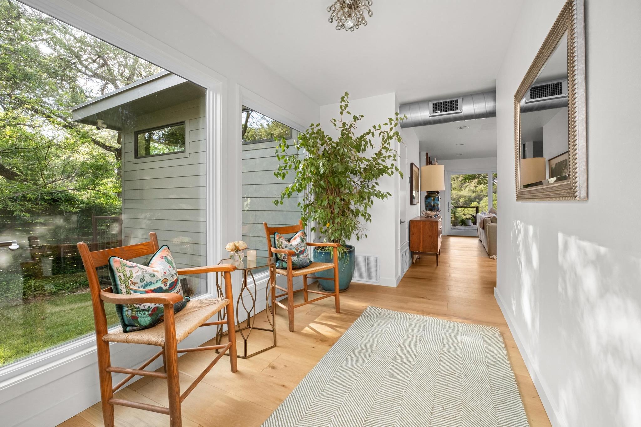 2721 Trail Of The Madrones