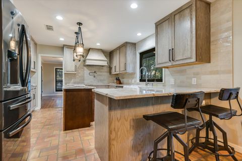 Tiny photo for 9106 Glenlake DR, Austin, TX 78730 (MLS # 2125167)